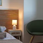 Style And Confort 120mq, Free Garage Apartment
