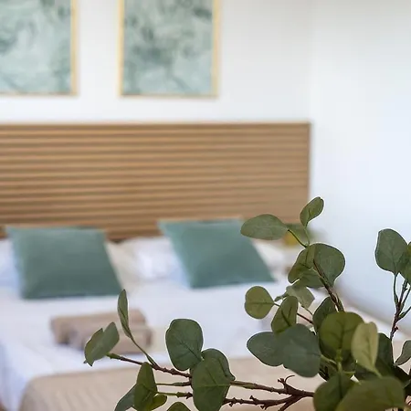 Style And Confort 120mq, Free Garage Apartman