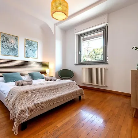 Style And Confort 120mq, Free Garage Torino