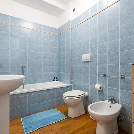 Apartman Style And Confort 120mq, Free Garage *