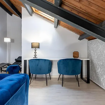 Apartman Style And Confort 120mq, Free Garage *