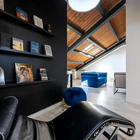 Apartment Style And Confort 120mq, Free Garage